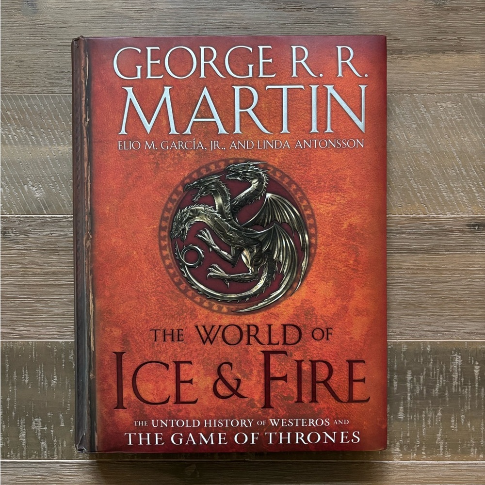 George R.R. Martin - The World of Ice and Fire - Hardcover Book